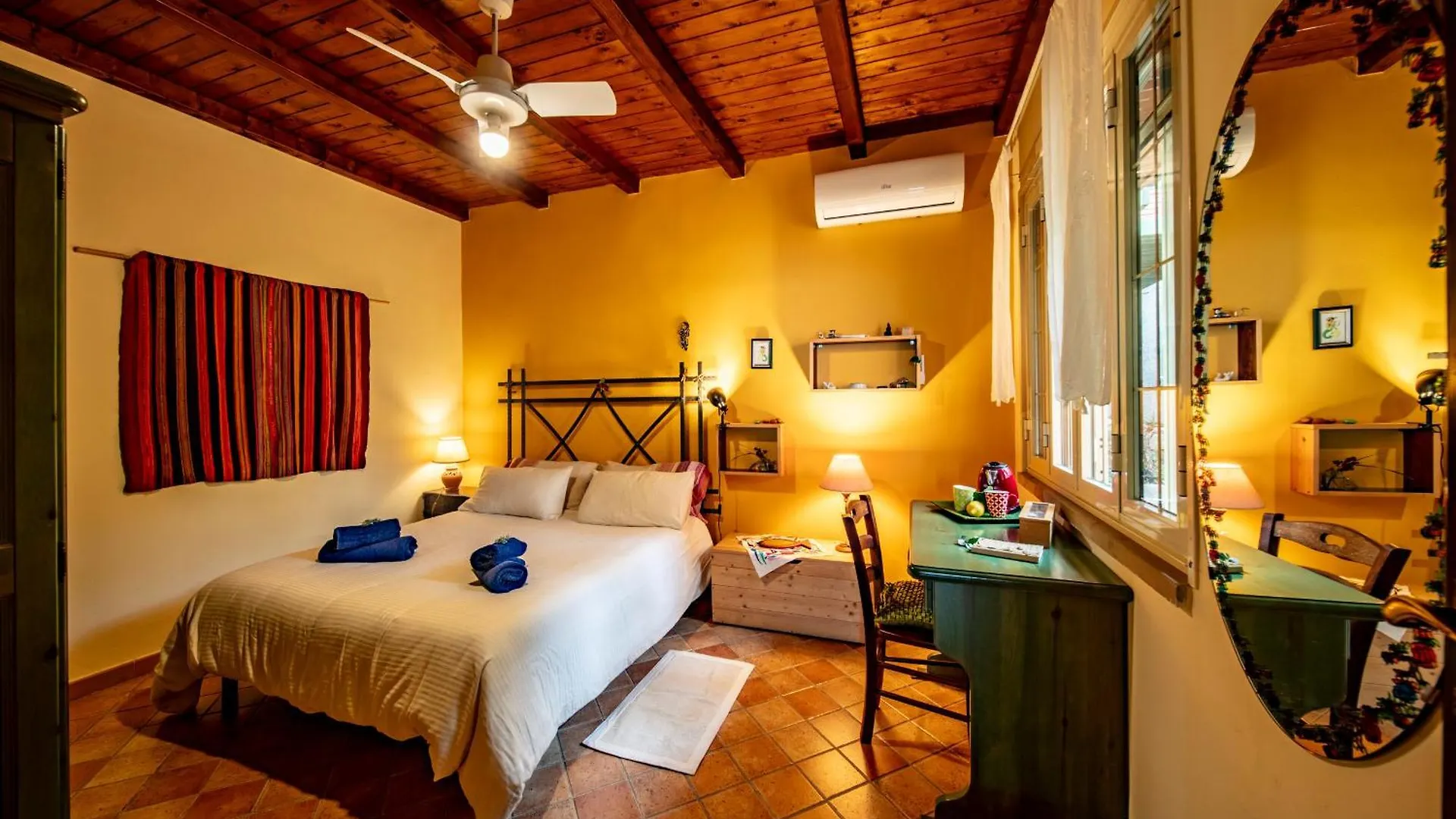 Villa Casuzza Duci Duci Gioiosa Marea 0*,  Italien