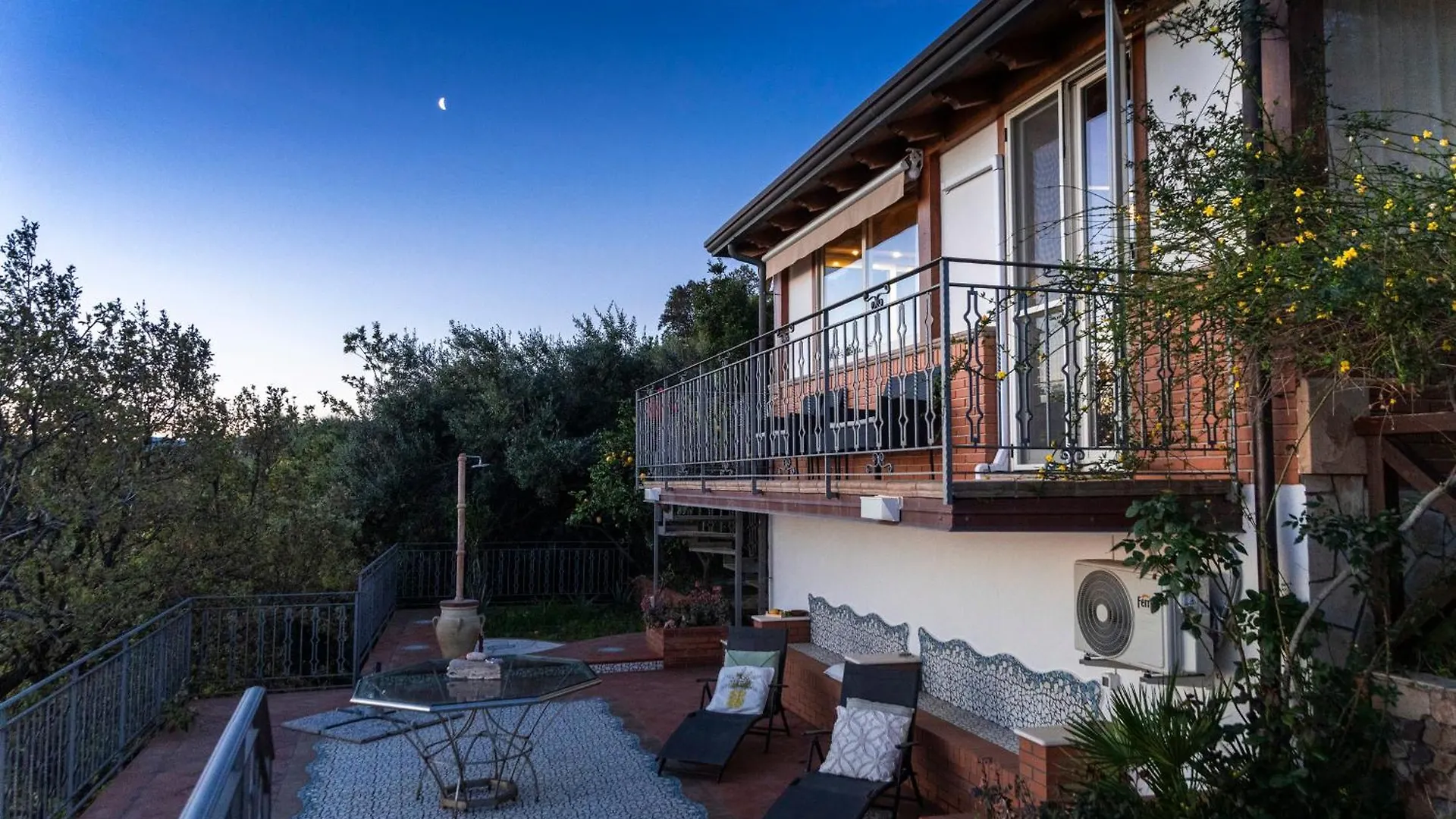 Villa Casuzza Duci Duci Gioiosa Marea Chalet