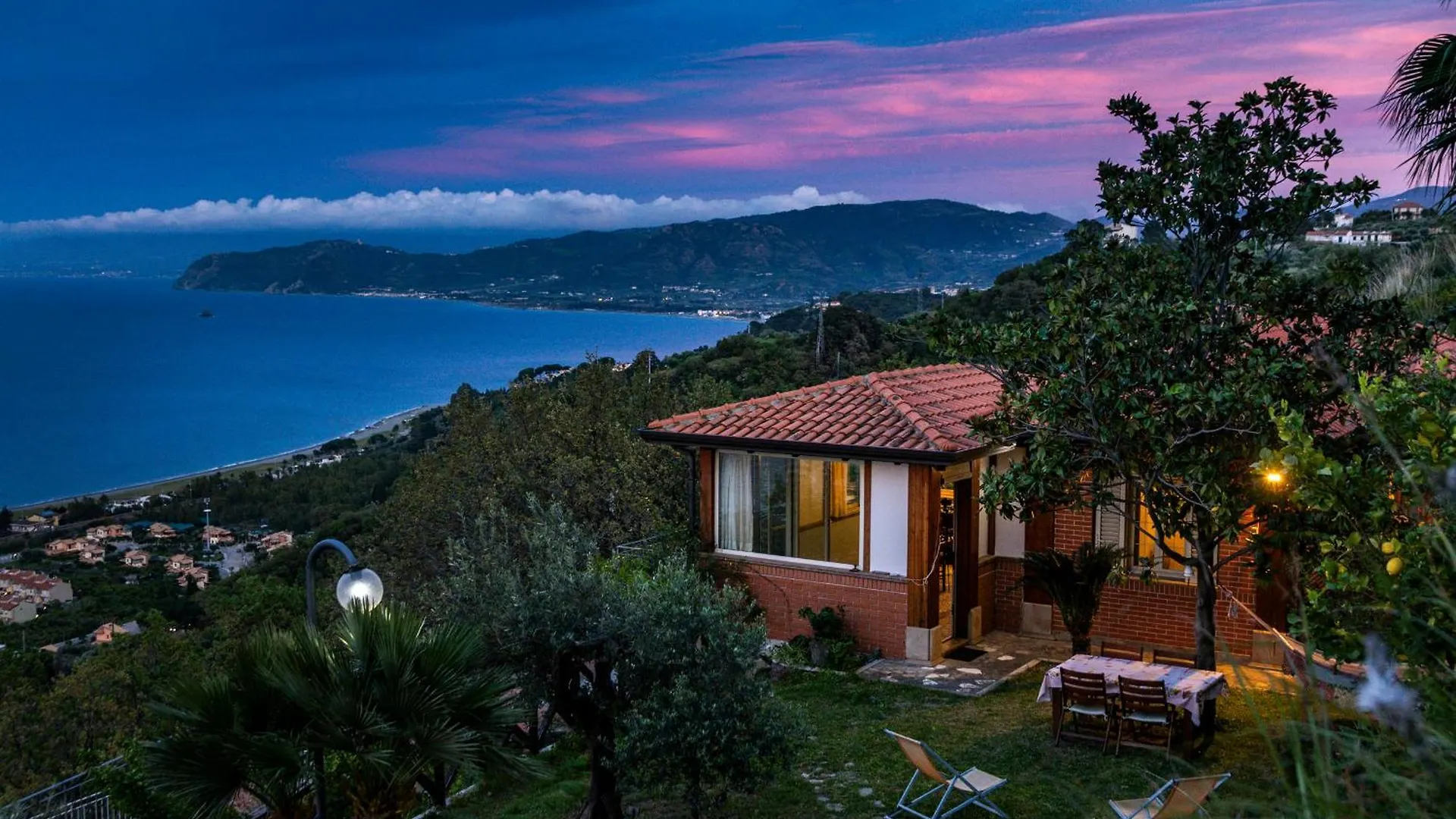 Villa Casuzza Duci Duci Gioiosa Marea Chalet