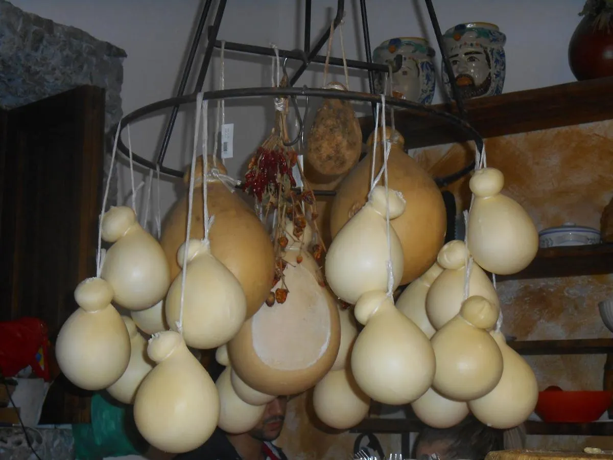 Casuzza Duci Duci Villa Gioiosa Marea Italien